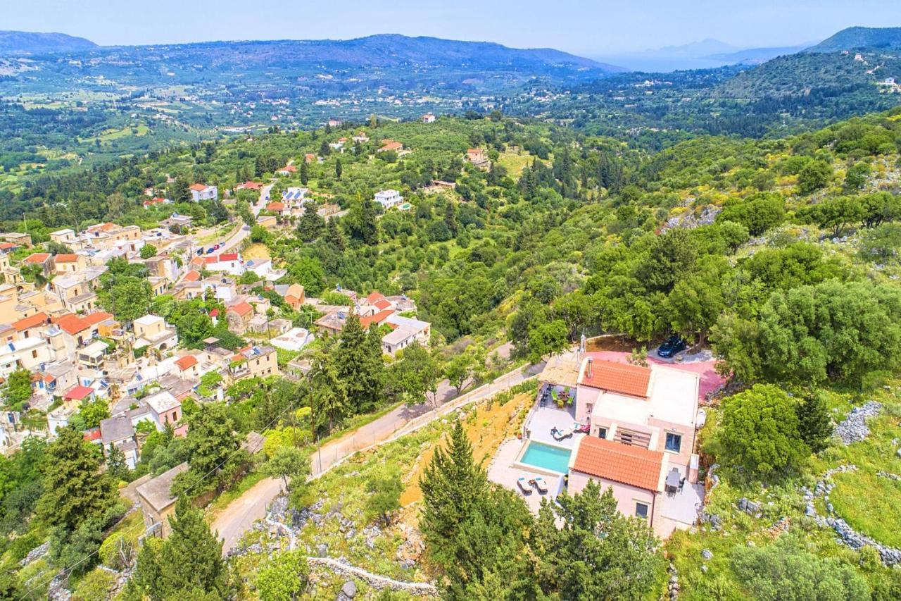 Villa Vardis Heated Pool Vryses エクステリア 写真