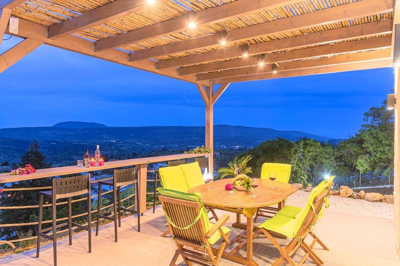 Villa Vardis Heated Pool Vryses エクステリア 写真