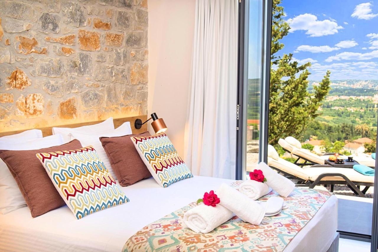 Villa Vardis Heated Pool Vryses エクステリア 写真