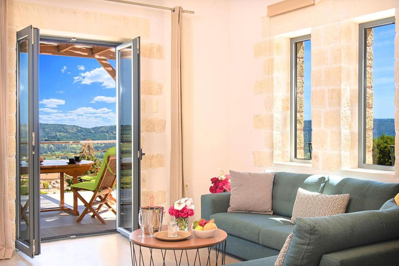 Villa Vardis Heated Pool Vryses エクステリア 写真